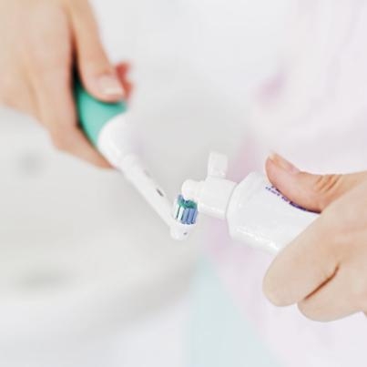 Escovas dentárias podem ser um veneno à saúde