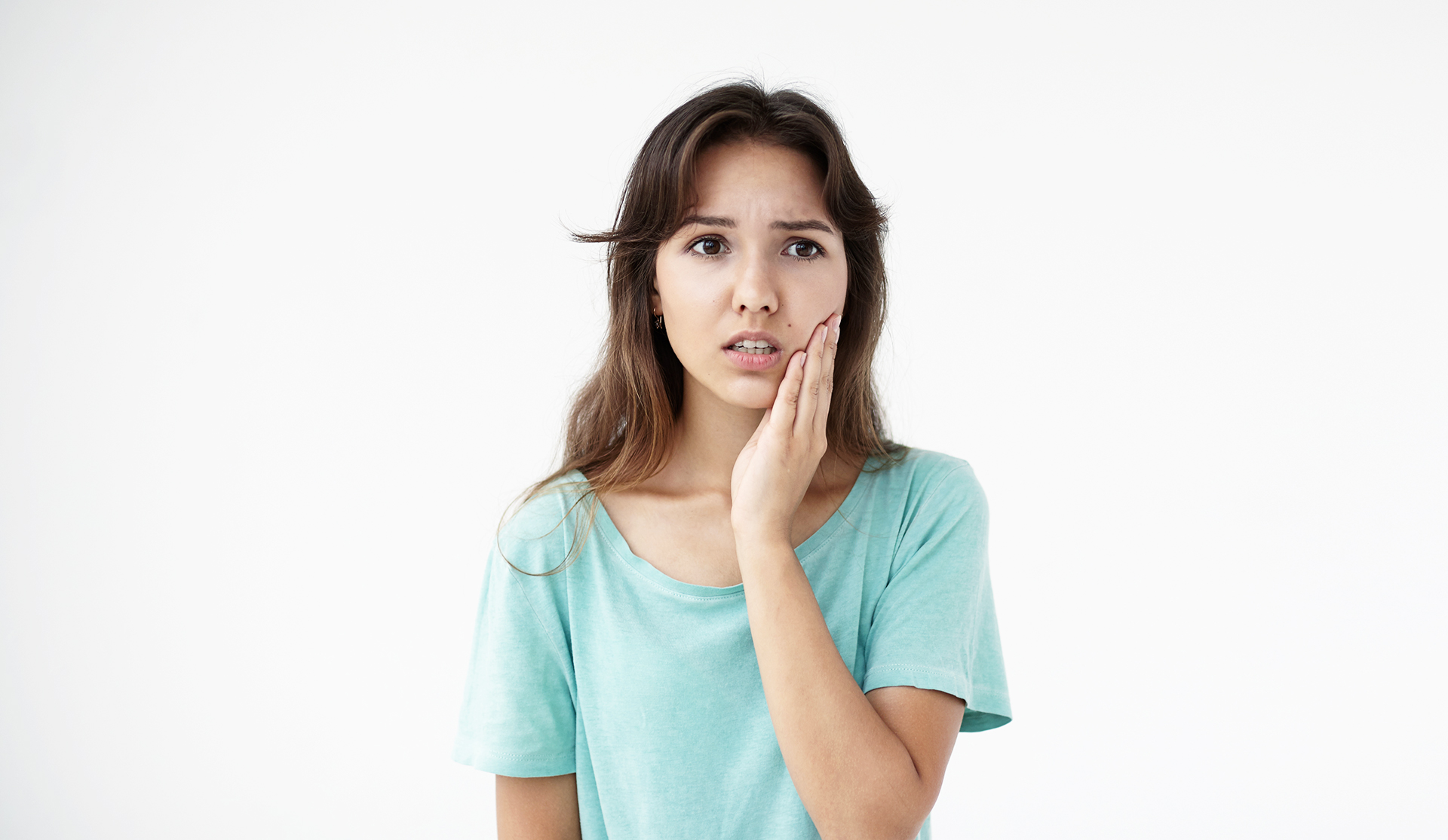 Qual é o momento em que as bactérias  atacam os dentes?