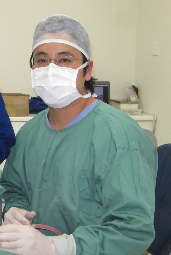 Pesquisa sobre regeneração óssea é tema de estudo de doutorado pelo cirurgião Marcos Guskuma