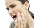 Automedicação em caso de dor de dente pode ser prática perigosa