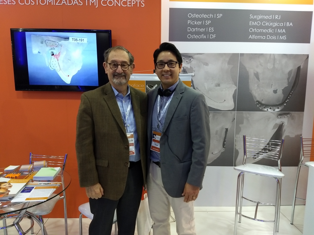 Com o Mestre da Prótese de ATM